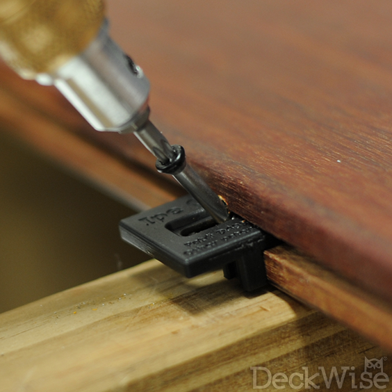 Colormatch Screw going into Ipe Clip
