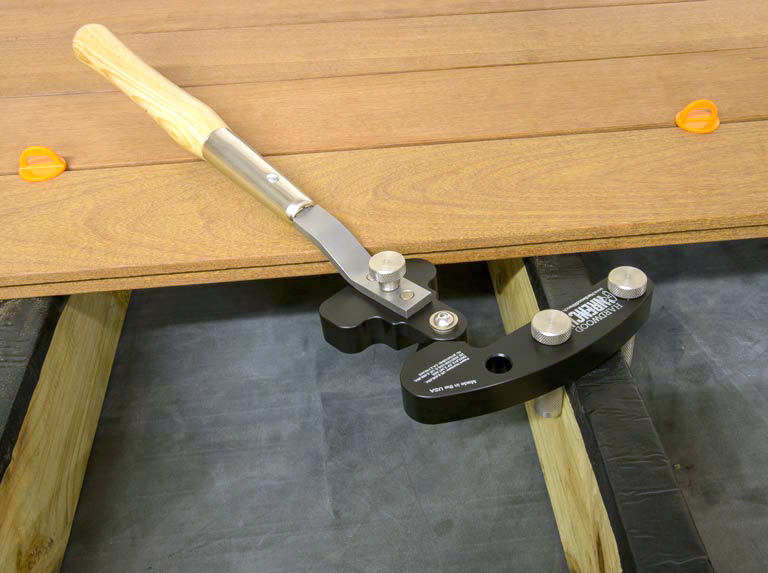 Deck Board Straightener Tool