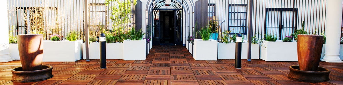 Hardwood deck tile entrance way