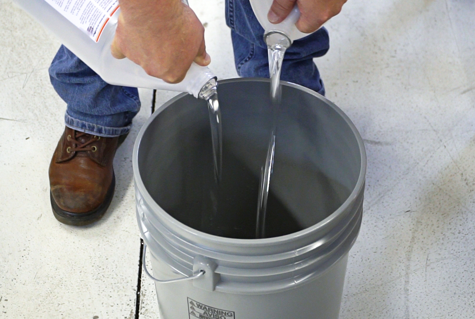 WiseBond Epoxy Mixing