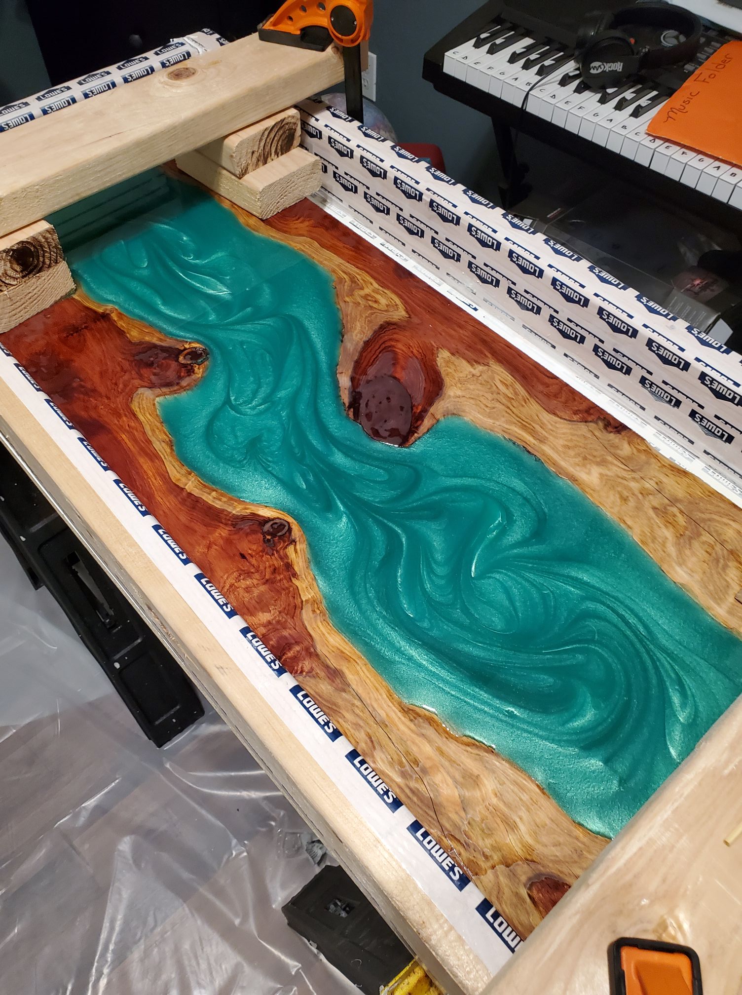 Epoxy Photos, Videos and Tutorials WiseBond Epoxy In Action &ndash